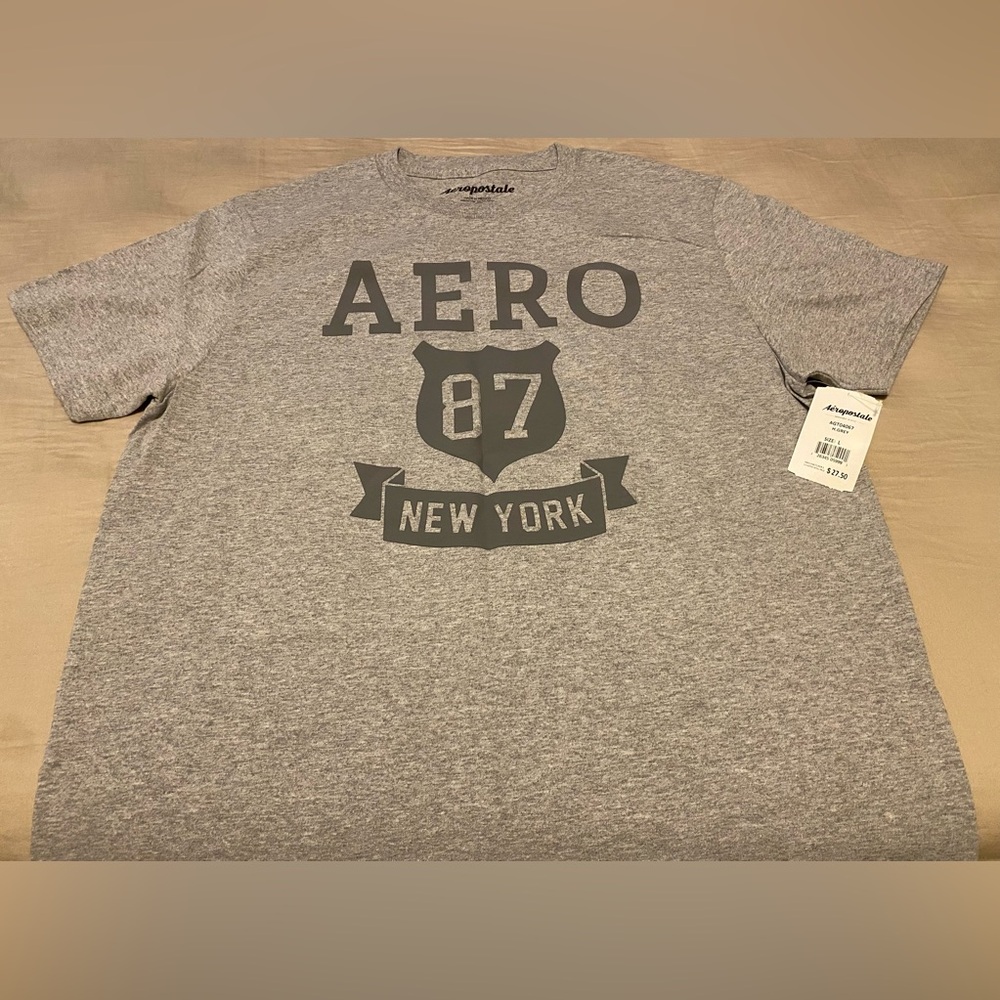 Aeropostale Short Sleeve T-Shirt Heather Grey Size Large Men’s New With Tags